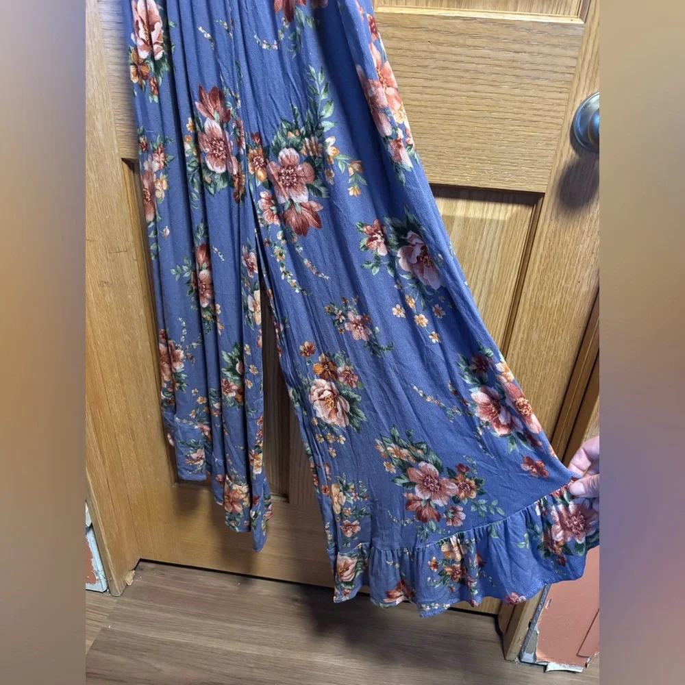 #41 American Eagle Rayon Floral Jumpsuit 17-19.5” PTP, 13-16” waist - Picture 3 of 6
